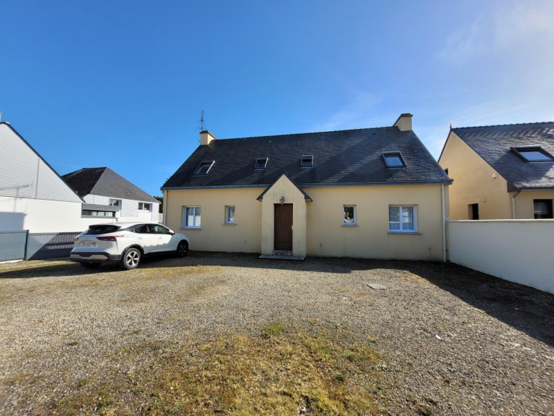 Maison à vendre à Damgan À Damgan, maison spacieuse à deux pas de la mer