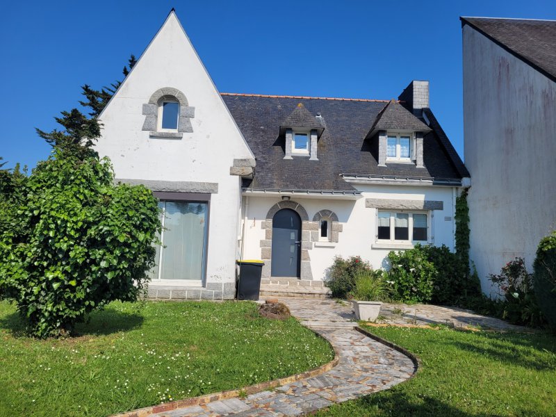 Maison à vendre à Damgan Maison néobretonne 4 chambres sur 762m2 de terrain