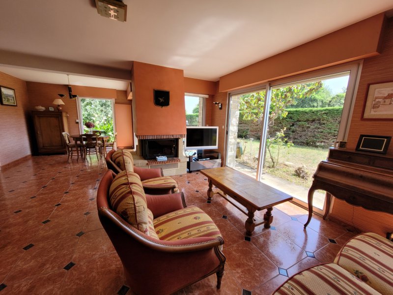 Maison à vendre à Damgan DAMGAN MAISON FAMILLIALE 4 CHAMBRES  !