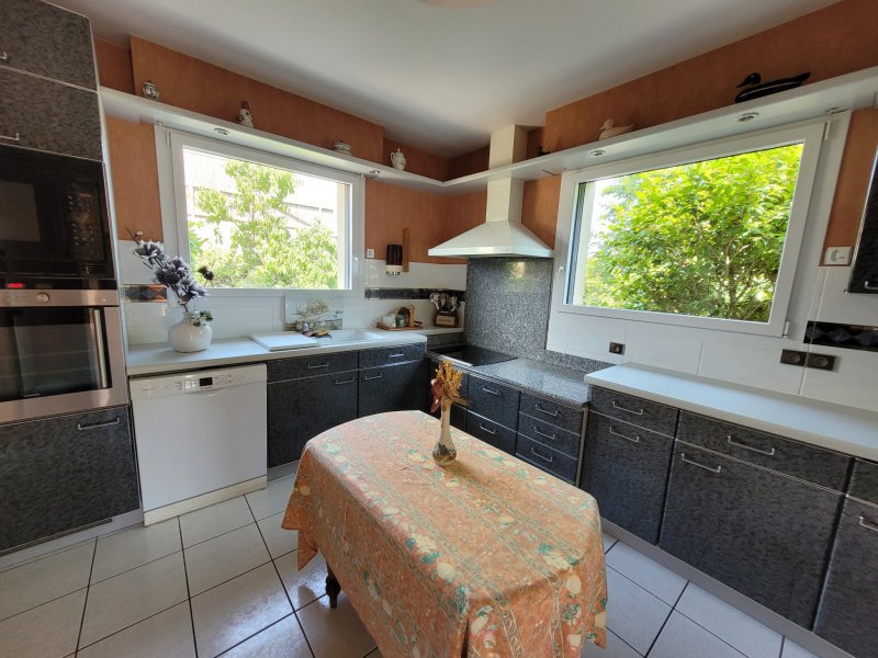 Maison à vendre à Damgan DAMGAN MAISON FAMILLIALE 4 CHAMBRES  !