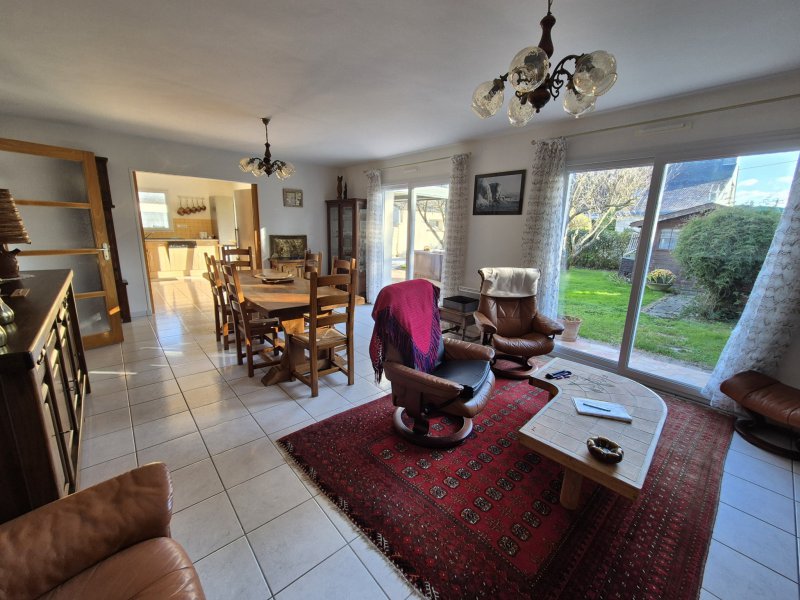 Maison à vendre à Damgan DAMGAN MAISON FAMILLIALE 4 CHAMBRES  !