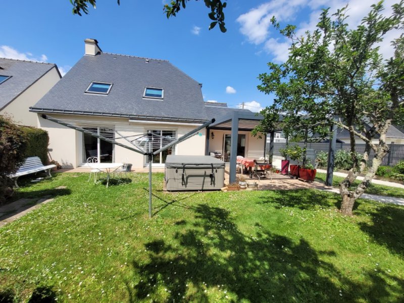 Maison à vendre à Damgan DAMGAN MAISON FAMILLIALE 4 CHAMBRES  !