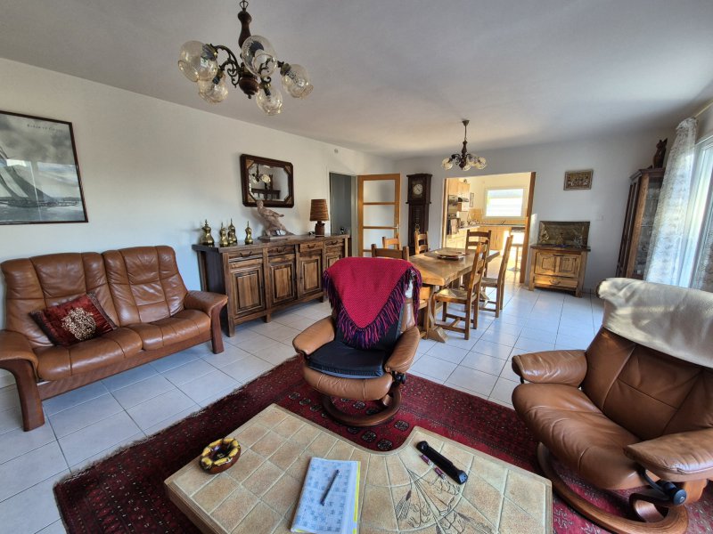 Maison à vendre à Damgan DAMGAN MAISON FAMILLIALE 4 CHAMBRES  !