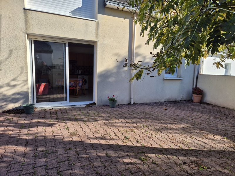 Appartement à vendre à Damgan Appartement Rez de chaussée proche centre et mer, avec terra