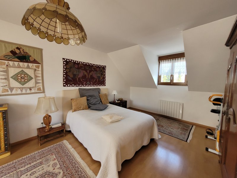 Maison à vendre à Surzur Maison de caractère 158 m2 sur terrain arobré de 1565 m2