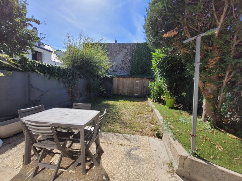 Maison à vendre à Damgan Maison centre de Damgan 2 chambres et jardin