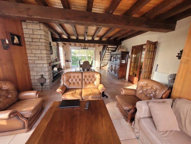 Maison à vendre à Damgan Damgan   Maison néo-bretonne 5 chambres à 150 m de la plage!