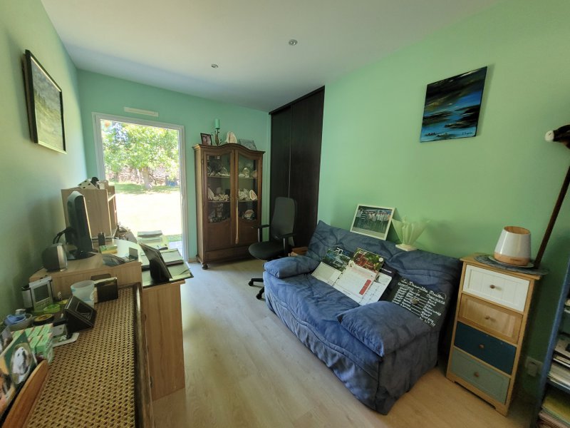 Maison à vendre à Ploërmel Maison plain pied de 177m2 avec piscine intérieure sur 3034m
