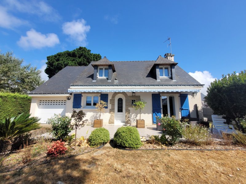Maison à vendre à Damgan Maison 4 chambres 1 au rdc, accès centre et plage à pied, te