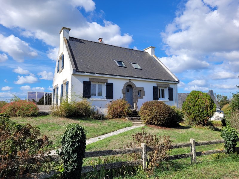 Maison à vendre à Damgan Damgan maison proche centre 4 chambres avec sous-sol sur 133