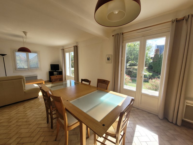 Maison à vendre à Damgan Damgan maison proche centre 4 chambres avec sous-sol sur 133