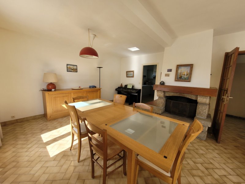 Maison à vendre à Damgan Damgan maison proche centre 4 chambres avec sous-sol sur 133