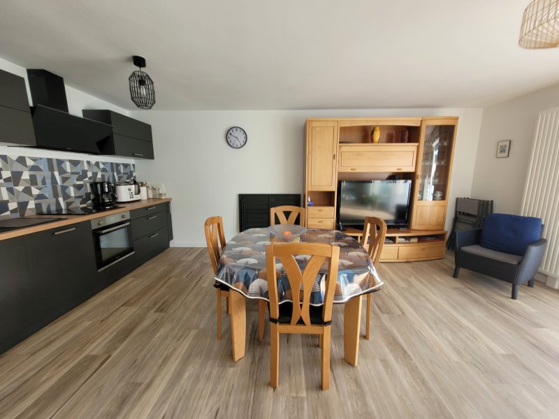 Damgan appartement 2 chambres balcon garage centre ville
