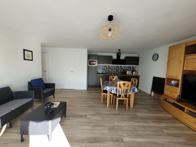 Damgan appartement 2 chambres balcon garage centre ville