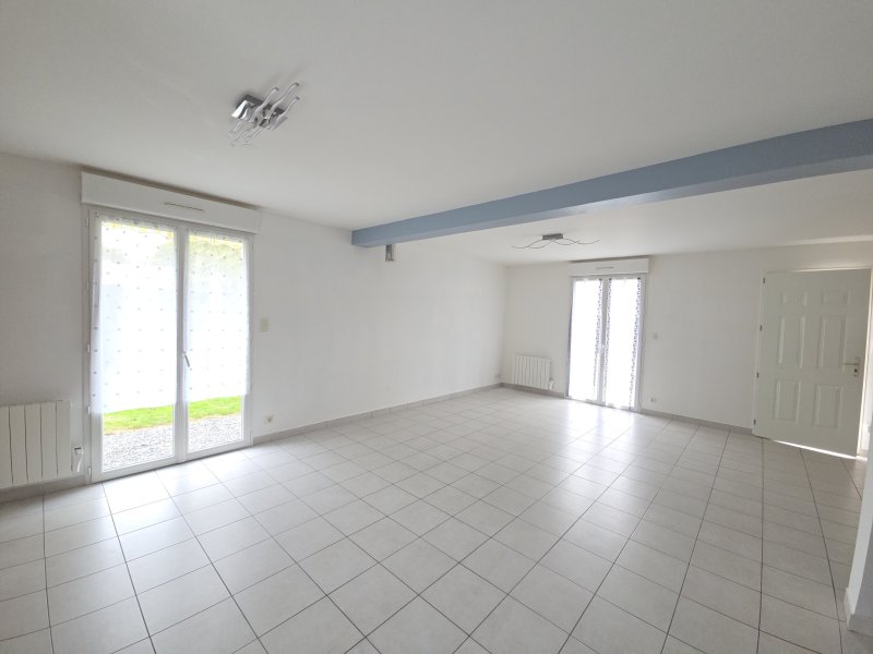 Maison familiale avec garage