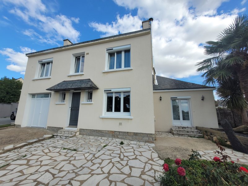 Maison à vendre à Noyal-Muzillac Noyal Muzillac - Ensemble immobilier de caractère, 2 maisons