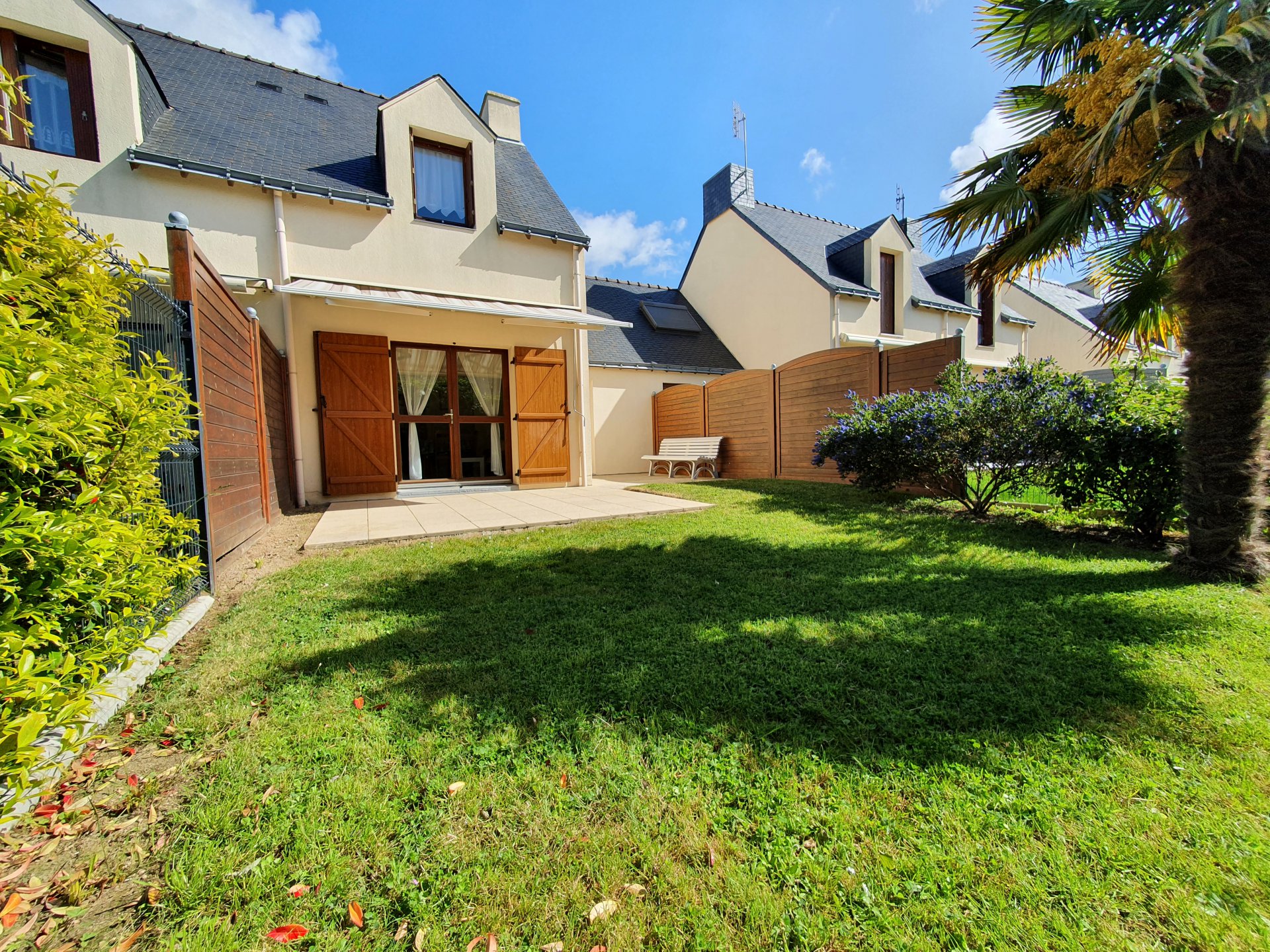 Maison à louer à Damgan  Location pour 4 personnes. Située à 80m de la plage