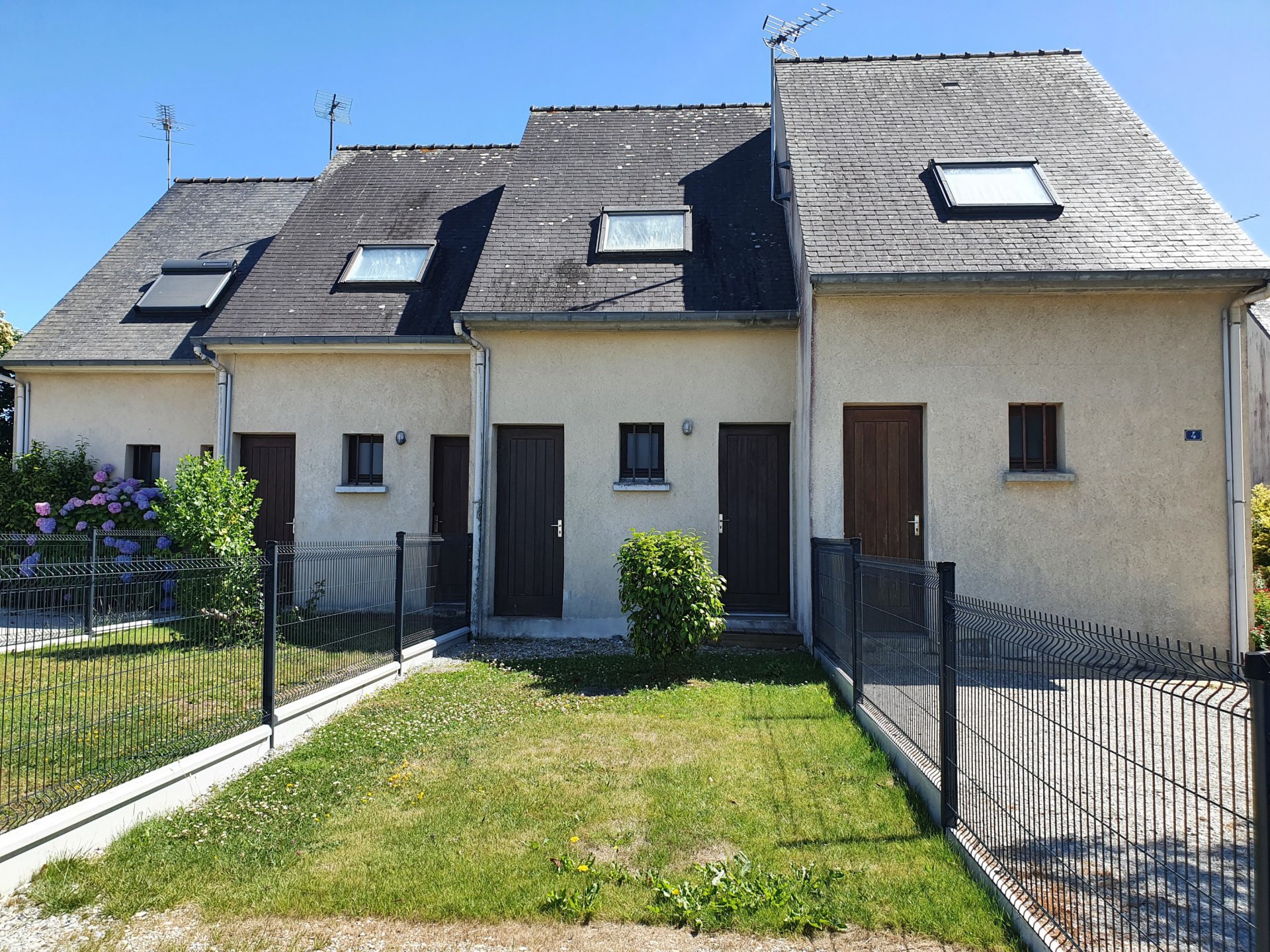 Maison à louer à Damgan Location pour 4/5 personnes. Située à 350m du bourg