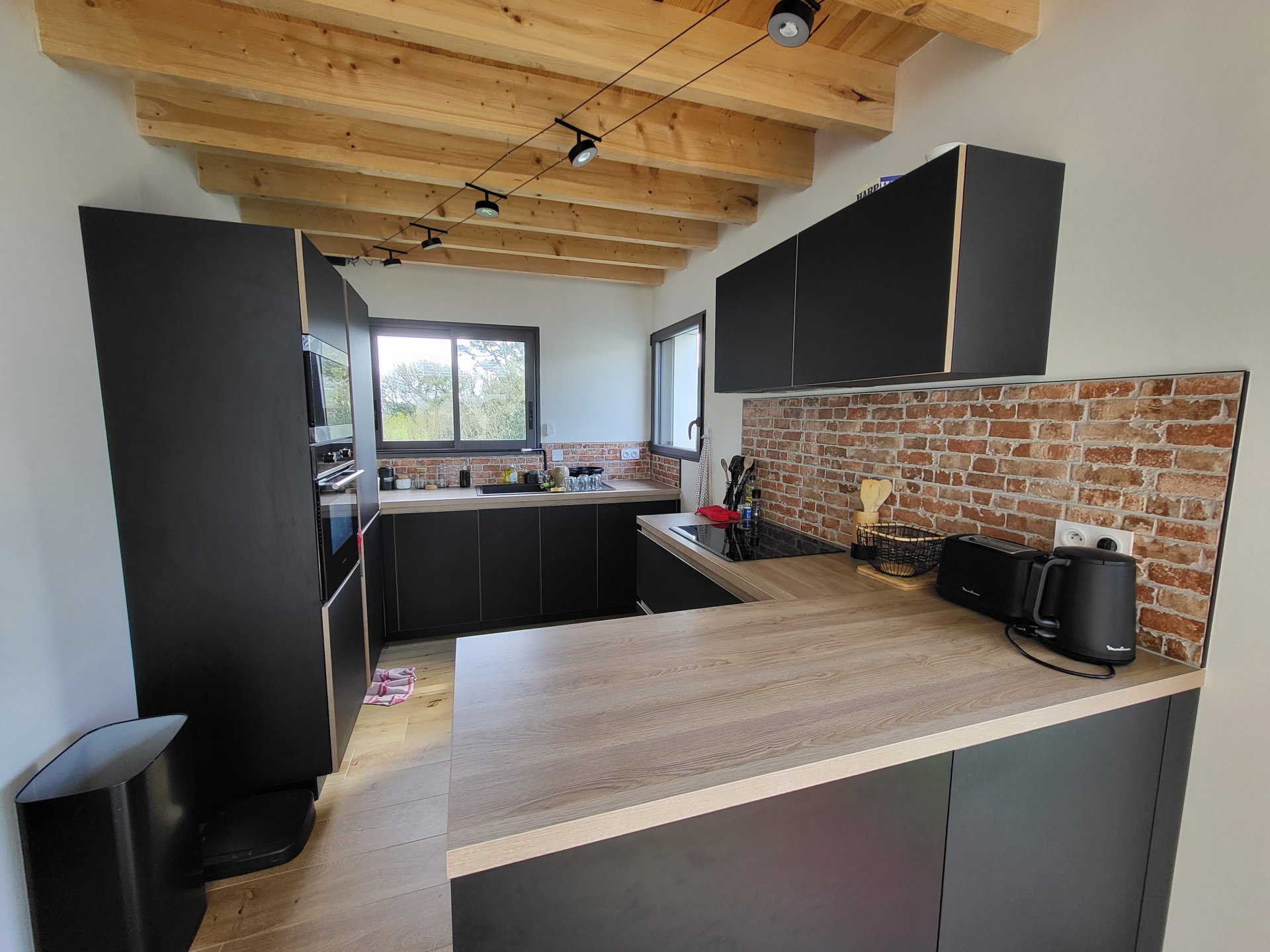 Maison à louer à Damgan Location pour 8/10 personnes. Kervoyal, petite vue sur mer