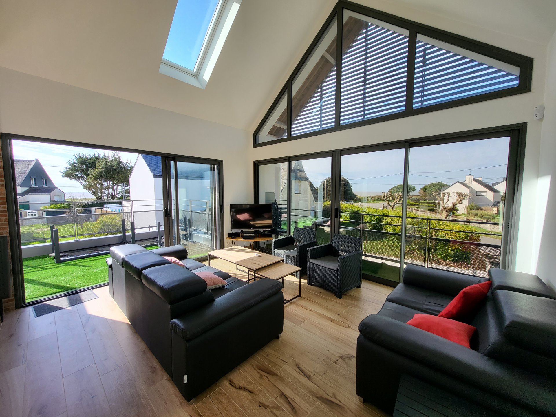 Maison à louer à Damgan Location pour 8/10 personnes. Kervoyal, petite vue sur mer