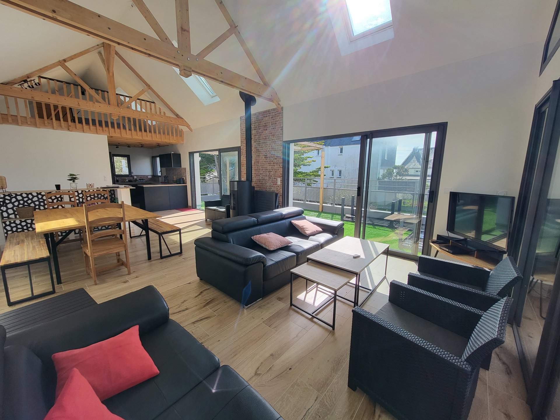 Maison à louer à Damgan Location pour 8/10 personnes. Kervoyal, petite vue sur mer